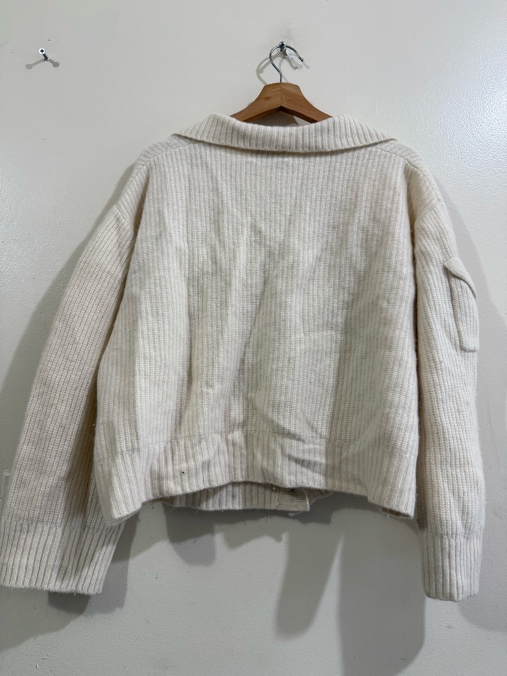 ROARI Cream Ribbed Button-Front Cardigan - Picture 4 of 6